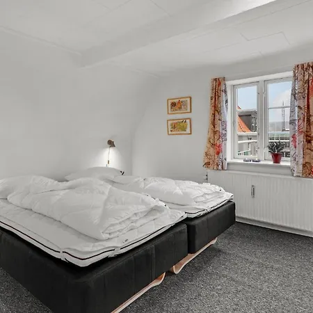 Apartamento Awesome In With Wifi